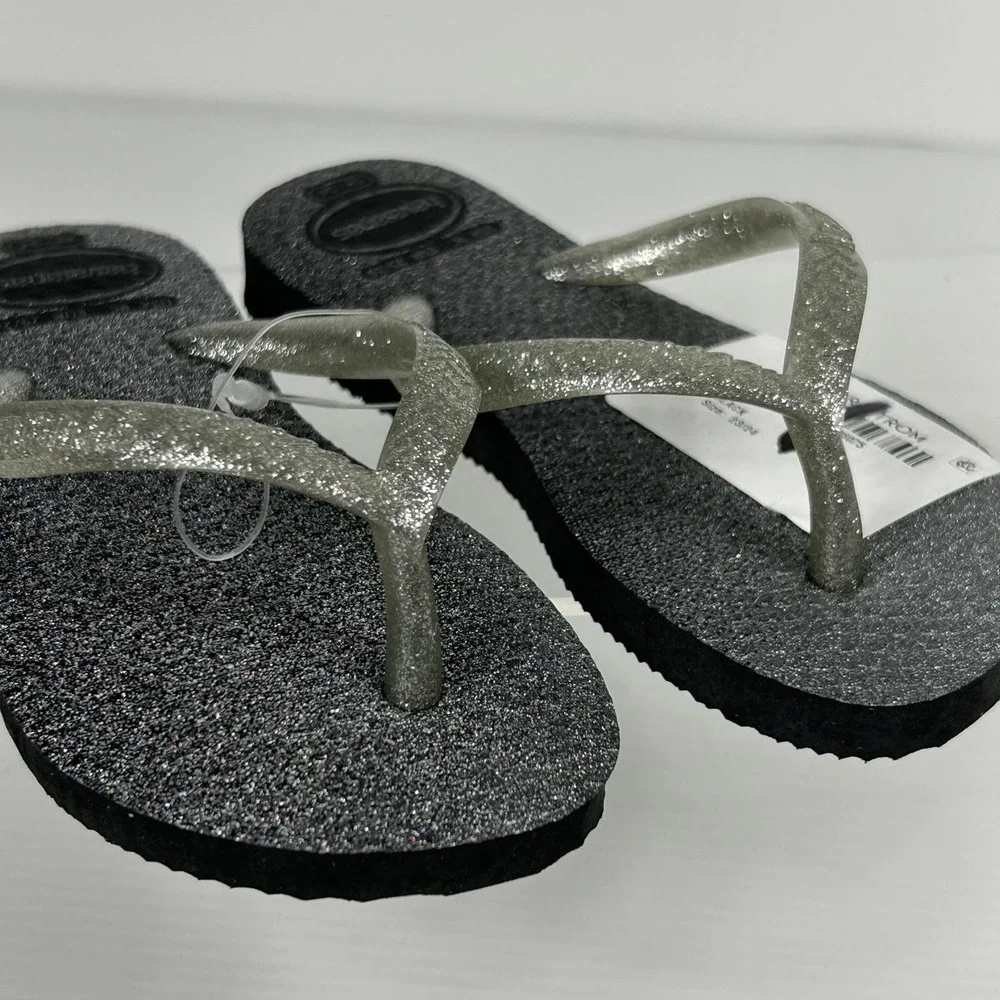 Havaianas Girls Size 9C 9 C Glittery Silver Black Flip Flops Sparkle Sandals NEW
